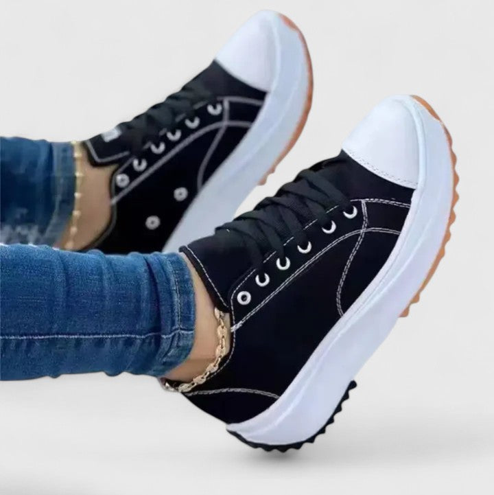 Sneakers Confortevoli Adelaide – colore Nero