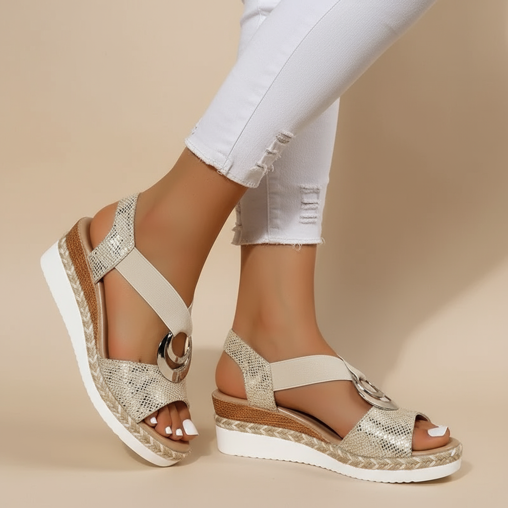 Sandali eleganti con plateau Paola – colore Oro