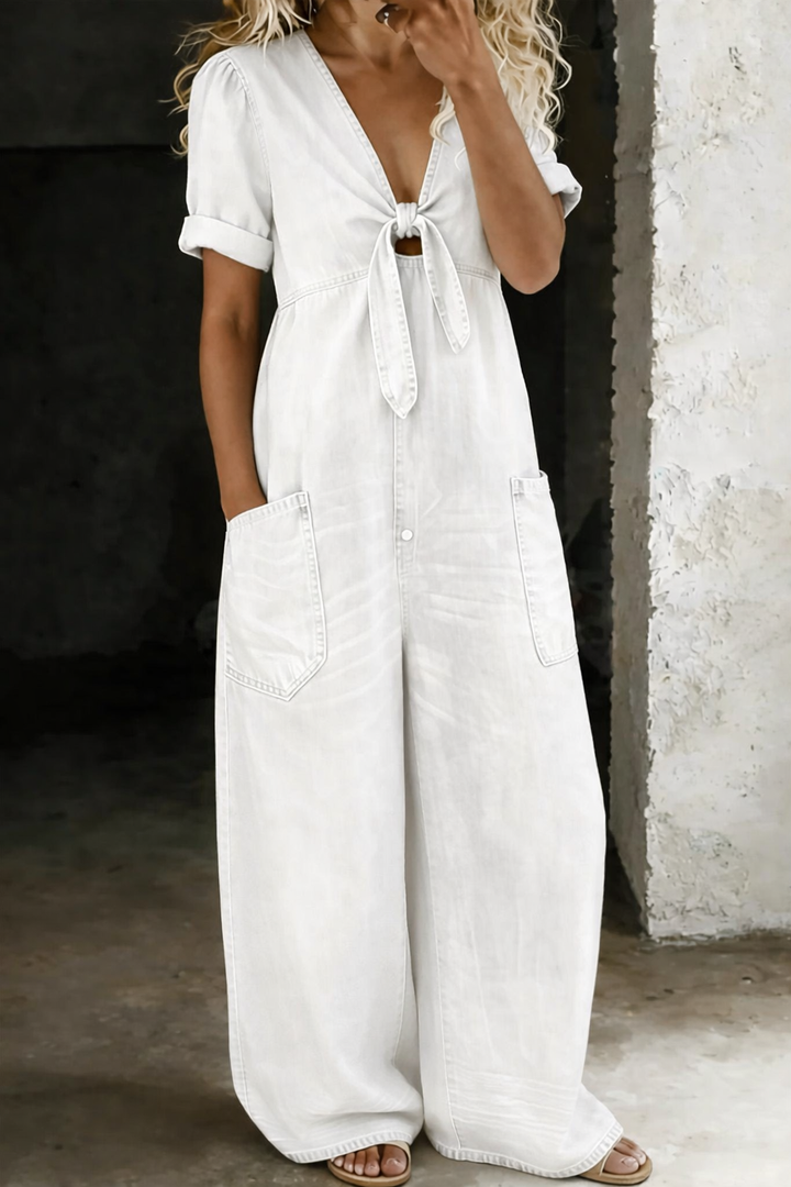 Jumpsuit a maniche corte con scollo a V Sofia – colore Bianco